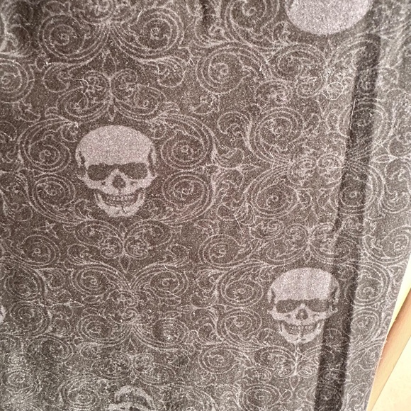 Sweetlegs Phantom Plus Leggings - Picture 3 of 5